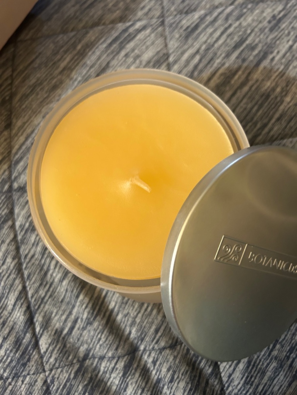 New Botanicus candle in Linden scent - Picture 9 of 9